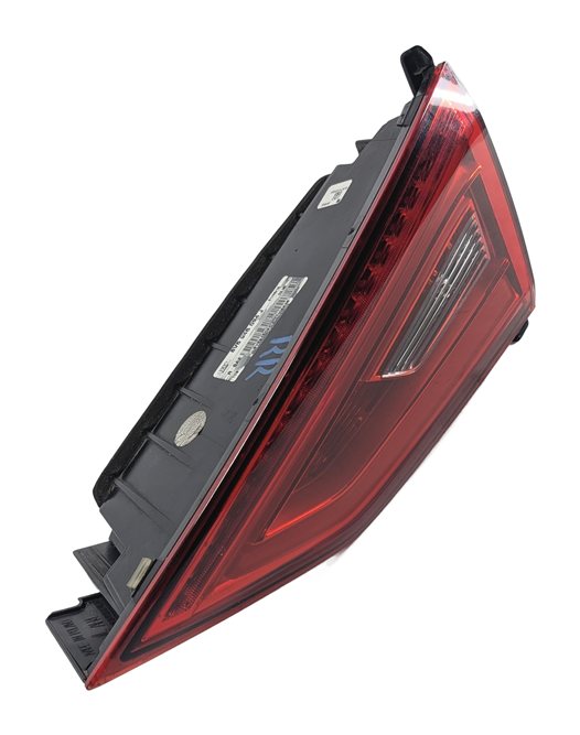 2015-2016 AUDI A3 S3 (8V) SEDAN CONVERTIBLE RIGHT INNER LED TAILLIGHT LIGHT LAMP