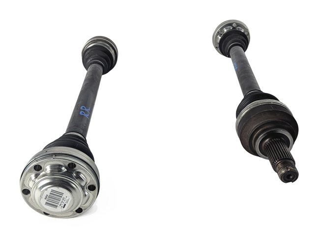 2007 BMW 335I (E90) REAR LEFT/RIGHT AXLE CV DRIVE HALF SHAFT SET/2