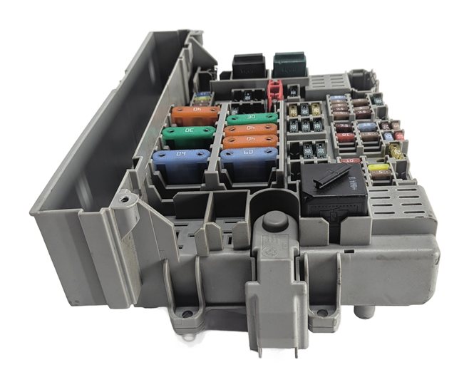 Thumbnail 6: 2007 BMW 335I (E90) 3.0L FRONT POWER DISTRIBUTION FUSE BOX RELAY CARRIER