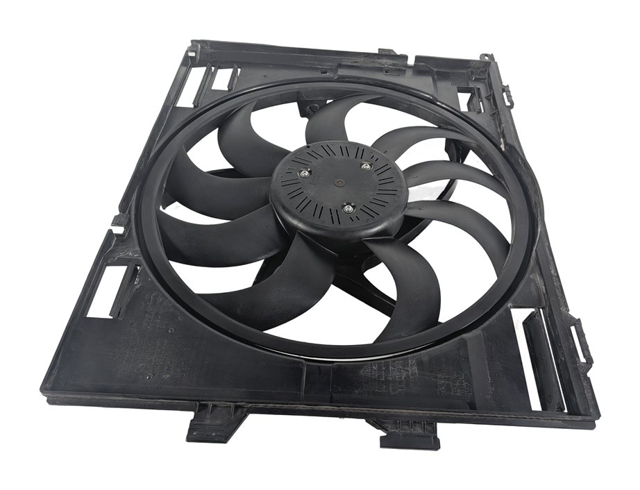 Thumbnail 2: 2017-2021 BMW 2 3 4 (F22 F30 F32 F33 F34) 2.0L ENGINE 600w RADIATOR COOLING FAN