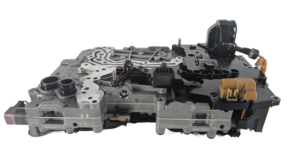 Thumbnail 4: 16-18 BMW 330E HYBRID (F30) 8P75HZ AUTO TRANSMISSION VALVE BODY & MECHATRONIC