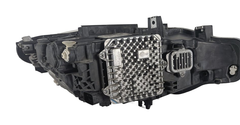Thumbnail 9: 2018-2019 BMW 328d 330e 330i 340i (F30) LEFT DRIVER LED HEADLIGHT HEADLAMP