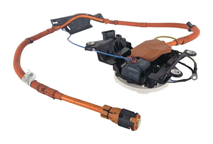 Thumbnail 2: 16-18 BMW 330E (F30) HYBRID HIGH VOLTAGE BATTERY CHARGER PLUG CHARGING PORT