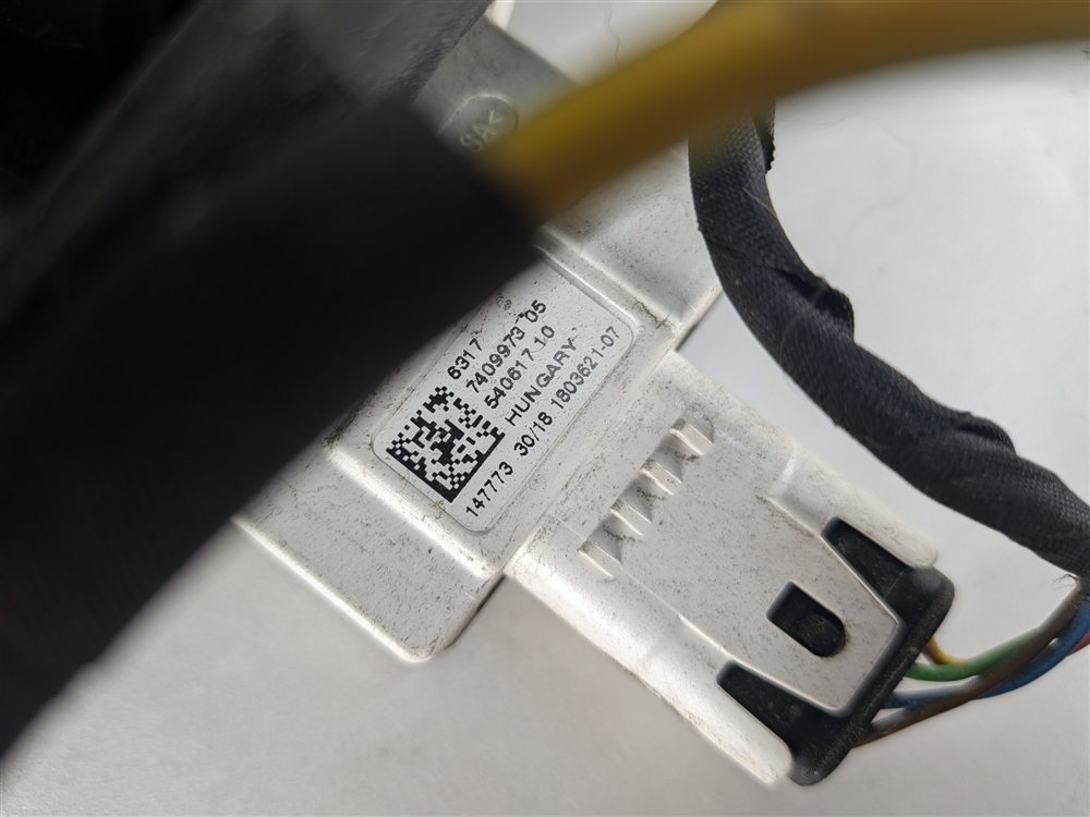 Thumbnail 8: 16-18 BMW 330E (F30) HYBRID HIGH VOLTAGE BATTERY CHARGER PLUG CHARGING PORT