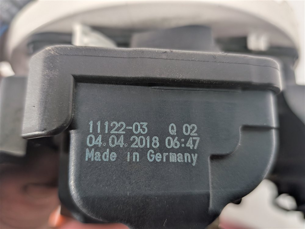 Thumbnail 9: 16-18 BMW 330E (F30) HYBRID HIGH VOLTAGE BATTERY CHARGER PLUG CHARGING PORT