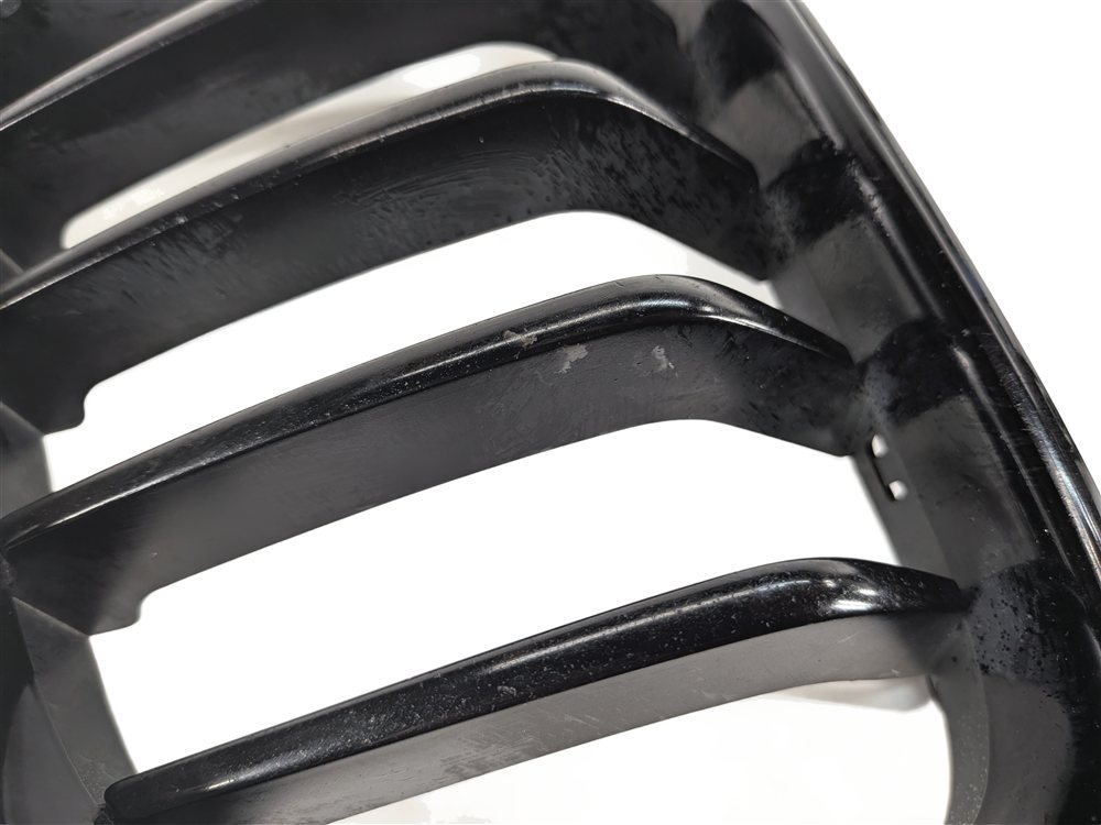 Thumbnail 11: 2018-2019 BMW 330I 330E 340I (F30) FRONT UPPER KIDNEY GRILLE SET/2 GLOSS BLACK