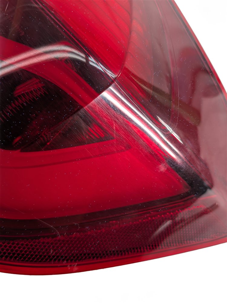 Thumbnail 10: 2018 BMW 330I 330E 340I (F30) RIGHT OUTER QUARTER PANEL SMOKED TAIL LIGHT