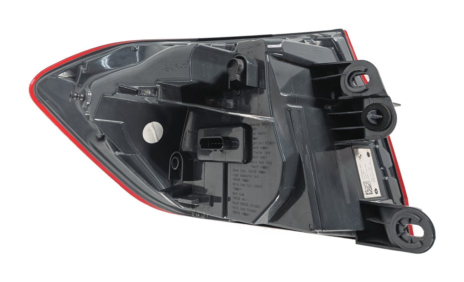 Thumbnail 5: 2018 BMW 330I 330E 340I (F30) RIGHT OUTER QUARTER PANEL SMOKED TAIL LIGHT