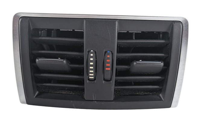 Thumbnail 2: 2018 BMW 330E (F30) REAR CENTER CONSOLE HEAT AIR AC VENT (Black)