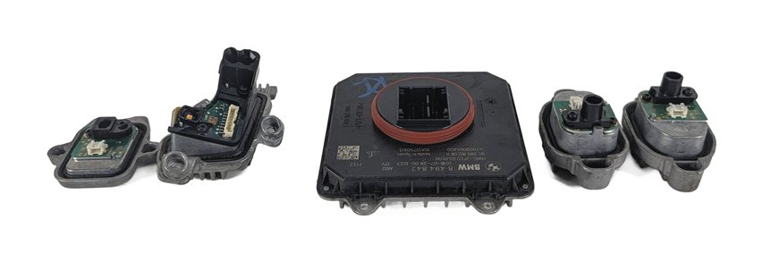 Thumbnail 2: 2018-2019 BMW 3 SERIES (F30) LED HEADLIGHT CONTROL LIGHT SOURCE MODULE SET/5
