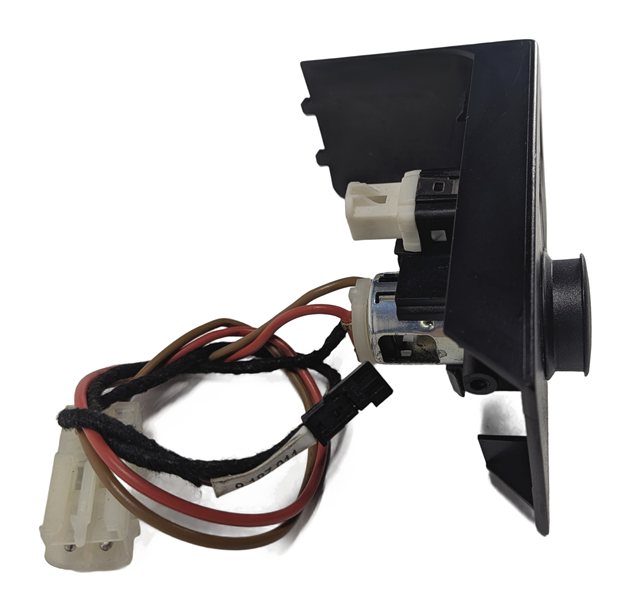 Thumbnail 3: 2014 BMW 750LI (F01) CENTER CONSOLE USB AUX IN 12V POWER SOCKET OUTLET PANEL