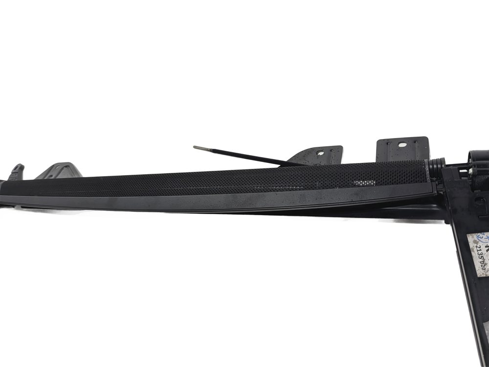 Thumbnail 5: 09-15 BMW 7 SERIES (F02) LWB REAR RIGHT DOOR WINDOW SUNSHADE SHADE w/ MOTOR