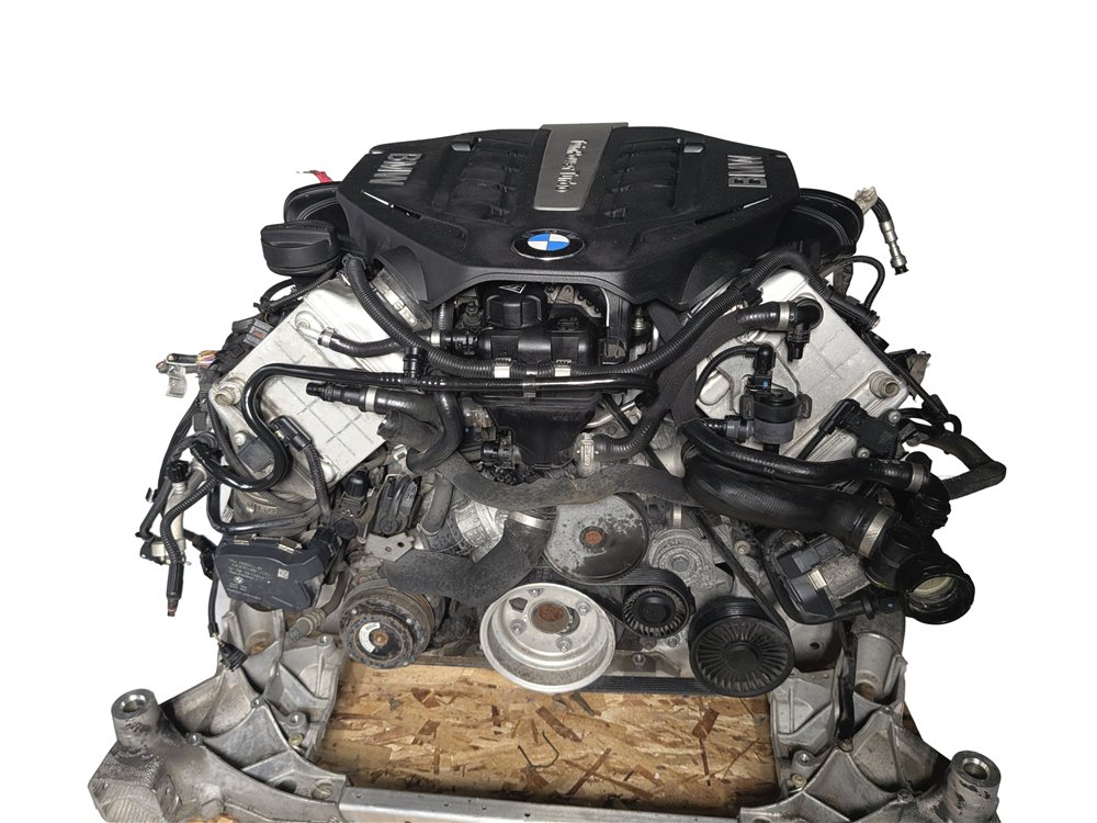Thumbnail 2: 13-16 BMW 5 6 7 SERIES F01 F06 F10 4.4L TURBO N63 RWD ENGINE ASSEMBLY (77k)