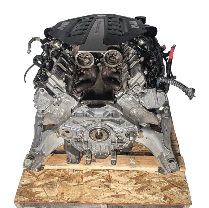Thumbnail 7: 13-16 BMW 5 6 7 SERIES F01 F06 F10 4.4L TURBO N63 RWD ENGINE ASSEMBLY (77k)