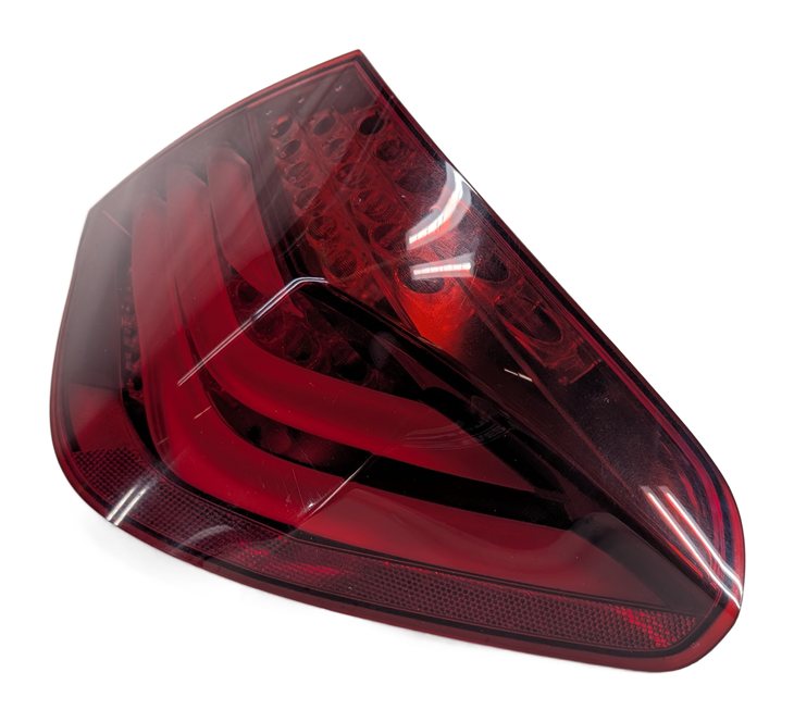 Thumbnail 4: 13-15 BMW 7 SERIES F01 F02 F04 REAR RIGHT PASSENGER OUTER TAILLIGHT BRAKE LIGHT