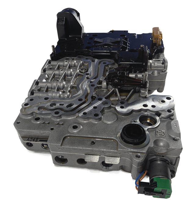 Thumbnail 4: 13-19 BMW 550i 650i 750i (F01 F02 F10) 8HP70 TRANSMISSION VALVE BODY w/ OIL PUMP
