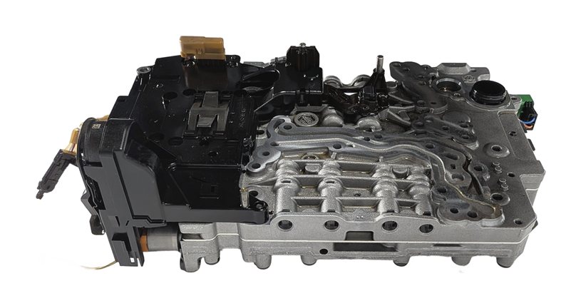 Thumbnail 6: 13-19 BMW 550i 650i 750i (F01 F02 F10) 8HP70 TRANSMISSION VALVE BODY w/ OIL PUMP