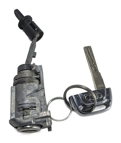 2015 AUDI A6 (C7 4G) FRONT LEFT DRIVER DOOR LOCK CYLINDER w/KEY