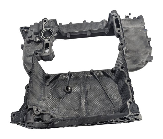 Thumbnail 2: 2015 AUDI A6 (C7 4G) 3.0L DIESEL (CPNB) ENGINE UPPER OIL PAN