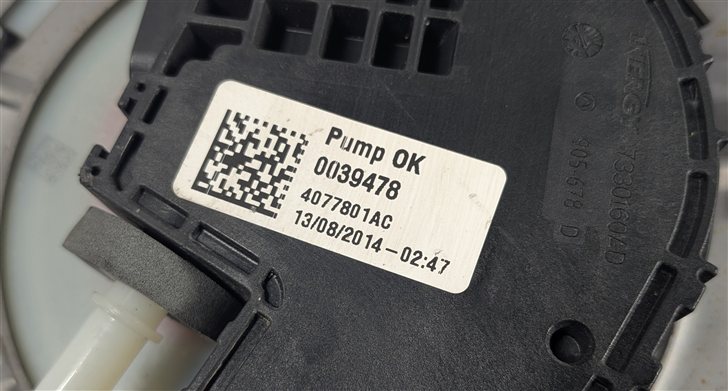 Thumbnail 8: 2015 AUDI A6 (C7 4G) TDI DIESEL DEF ADBLUE TANK w/PUMP SENDER MODULE 4G0201308