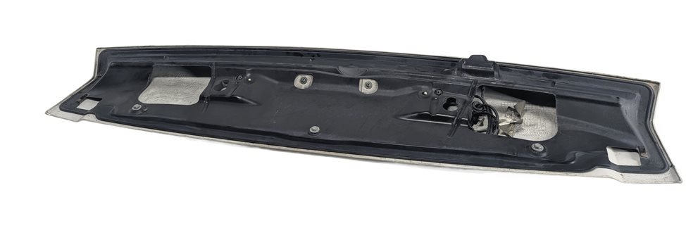 Thumbnail 4: 10-12 RANGE ROVER (L322) TRUNK HATCH REAR SPOILER WING w/ CAMERA (White)