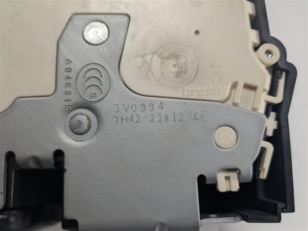 Thumbnail 8: 2003-2012 RANGE ROVER (L322) FRONT RIGHT PASSENGER DOOR LOCK LATCH ACTUATOR