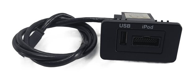 Thumbnail 2: 2011 RANGE ROVER (L322) MEDIA INTERFACE USB IPOD AUX INPUT JACK