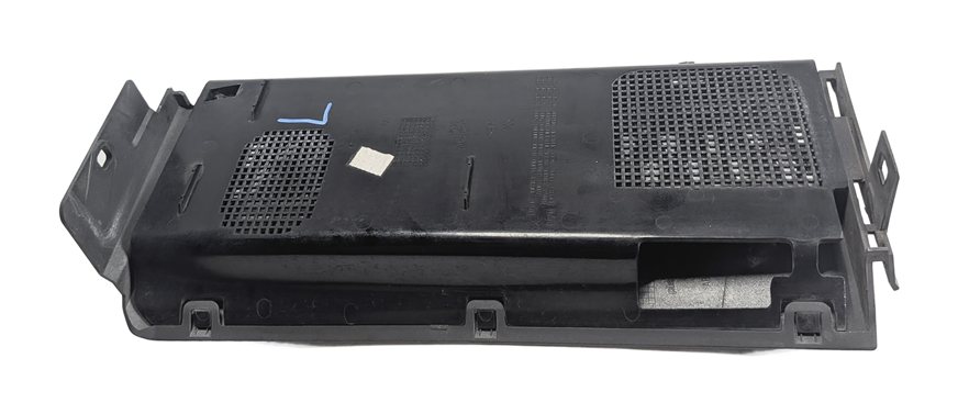 Thumbnail 6: 2011 RANGE ROVER (L322) LEFT FENDER SIDE GILL VENT GRILLE NOBLE MESH