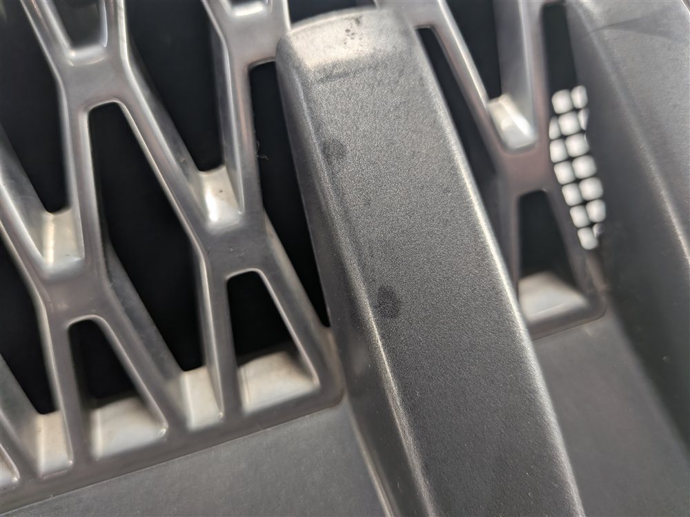 Thumbnail 8: 2011 RANGE ROVER (L322) LEFT FENDER SIDE GILL VENT GRILLE NOBLE MESH