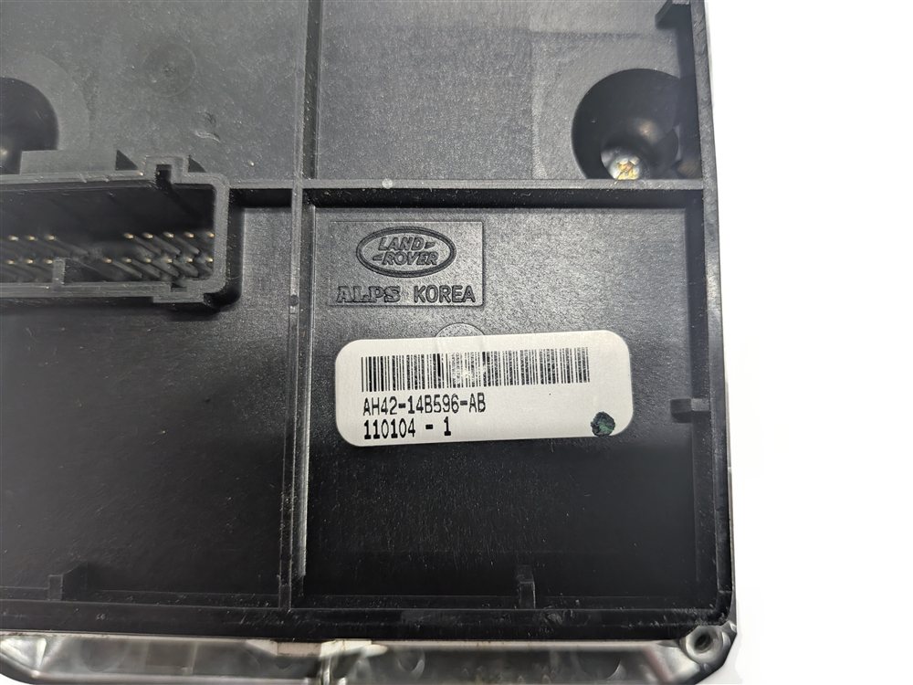 Thumbnail 11: 2011 RANGE ROVER (L322) HILL DESCENT RIDE HEIGHT TERRAIN TRACTION CONTROL SWITCH