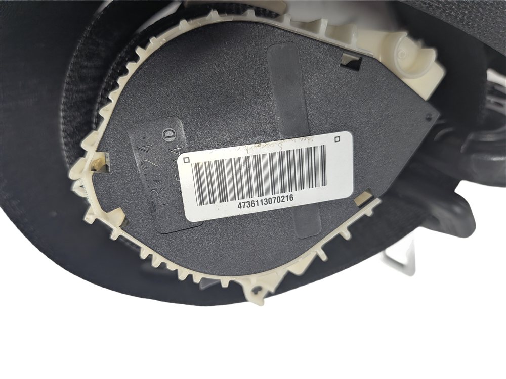 Thumbnail 7: 2011 RANGE ROVER (L322) REAR SEAT SEATBELT RETRACTOR (Black)