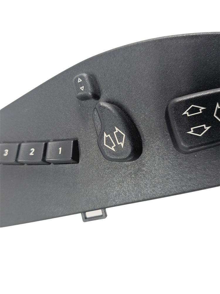 Thumbnail 7: 2011 RANGE ROVER (L322) FRONT RIGHT PASSENGER POWER SEAT SWITCH w/ MEMORY