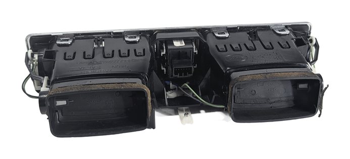Thumbnail 4: 2011 RANGE ROVER (L322) CENTER DASH HEAT AIR AC VENT w/ HAZARD LOCK SWITCH
