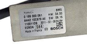 Thumbnail 6: 2011 RANGE ROVER (L322) 5.0L NEGATIVE GROUND BATTERY CABLE w/ MONITORING SENSOR