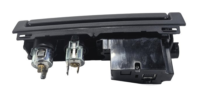 Thumbnail 4: 2011 RANGE ROVER (L322) REAR ENTERTAINMENT AUDIO VIDEO AUX INPUT JACK PANEL