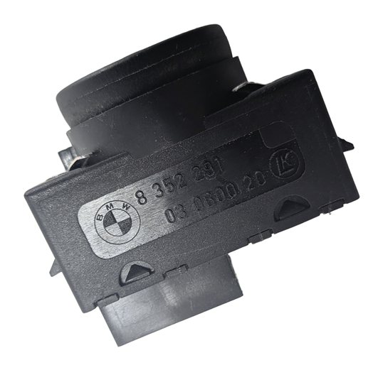 Thumbnail 6: 2011 RANGE ROVER (L322) FRONT LEFT DRIVER SEAT LUMBAR SUPPORT ADJUSTMENT SWITCH