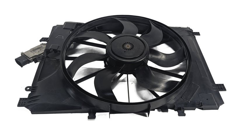 Thumbnail 3: 13-20 MERCEDES B CLA GLA SLK CLASS (C117 W172 W246 X156) RADIATOR COOLING FAN