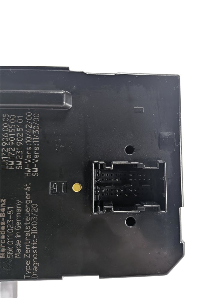 Thumbnail 10: 2012-2013 MERCEDES SLK250 SLK350 SLK55 AMG (R172) REAR SAM MODULE FUSE BOX RELAY