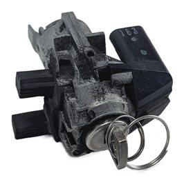2013 MERCEDES SLK 250 (R172) FRONT LEFT DRIVER DOOR LOCK CYLINDER TUMBLER w/ KEY
