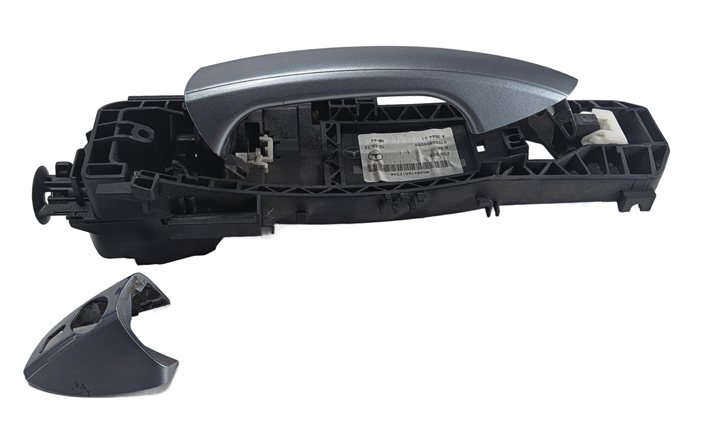 Thumbnail 2: 2012-2020 MERCEDES SLC SLK CLASS (R172) FRONT LEFT OUTSIDE DOOR HANDLE (Silver)