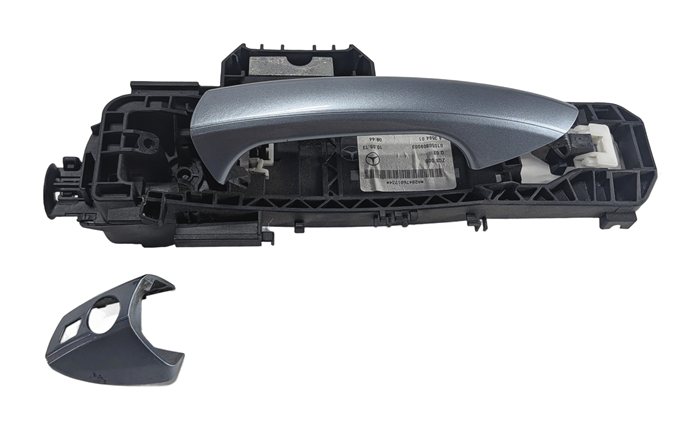Thumbnail 3: 2012-2020 MERCEDES SLC SLK CLASS (R172) FRONT LEFT OUTSIDE DOOR HANDLE (Silver)