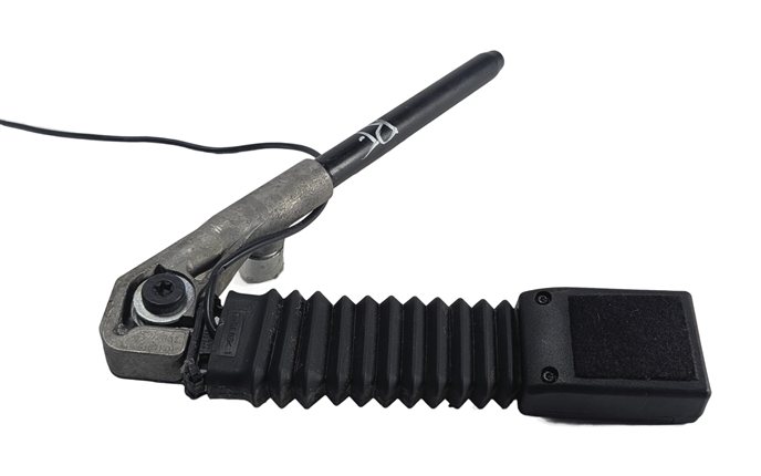 Thumbnail 3: 12-21 MERCEDES SLK250 SLK350 R172 FRONT RIGHT PASSENGER SEATBELT BUCKLE (Black)