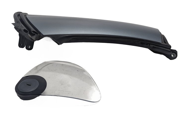 Thumbnail 2: 2013 MERCEDES SLK 250 (R172) RIGHT PASSENGER C PILLAR MOLDING TRIM (Silver)