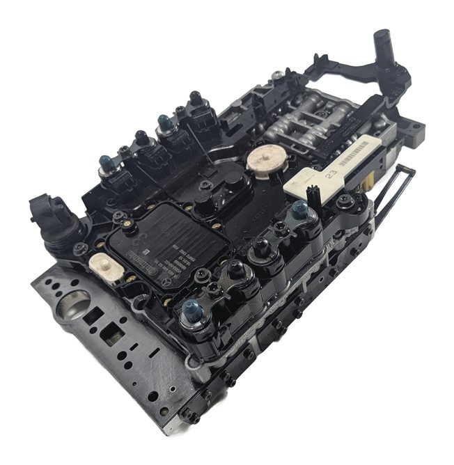 2013 MERCEDES SLK 250 (R172) AUTOMATIC TRANSMISSION VALVE BODY w/CONDUCTOR PLATE