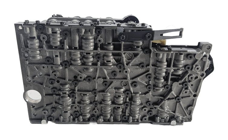 Thumbnail 4: 2013 MERCEDES SLK 250 (R172) AUTOMATIC TRANSMISSION VALVE BODY w/CONDUCTOR PLATE
