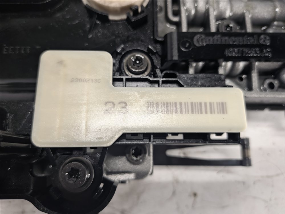 Thumbnail 7: 2013 MERCEDES SLK 250 (R172) AUTOMATIC TRANSMISSION VALVE BODY w/CONDUCTOR PLATE