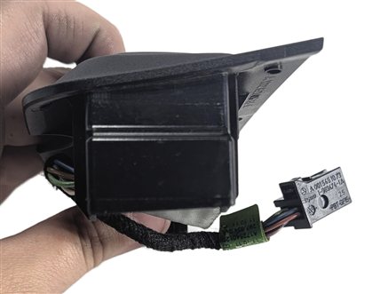 Thumbnail 7: 2013 MERCEDES SLK 250 (R172) EMERGENCY SOS SWITCH CONTROL PANEL BUTTON