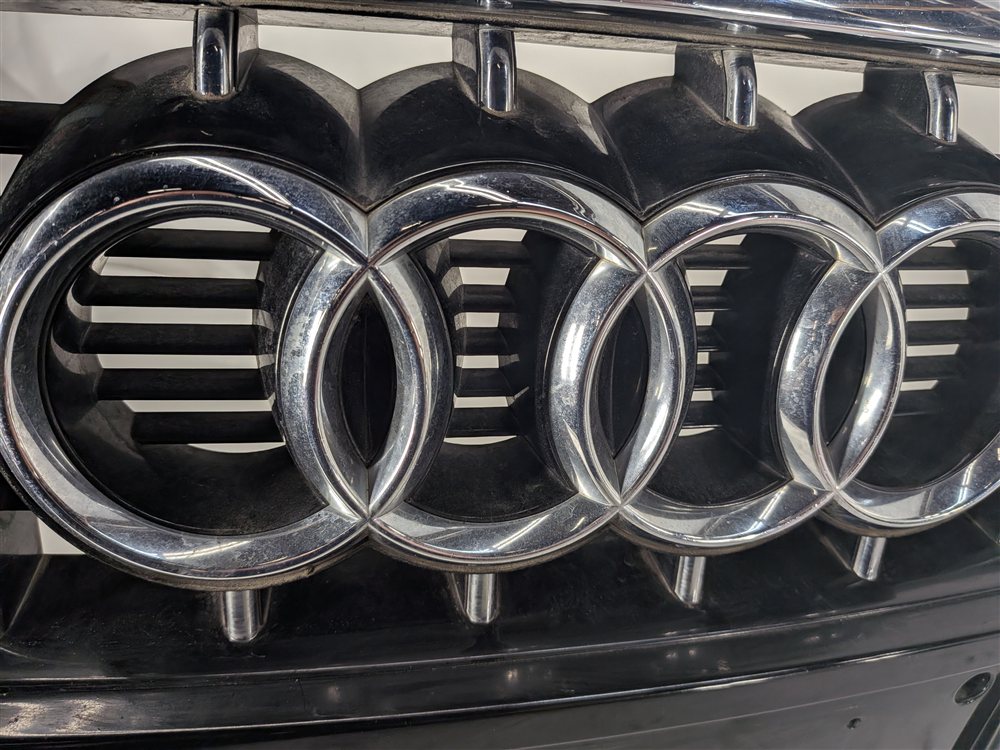 Thumbnail 8: 2010-2015 AUDI Q7 (4L) FRONT MAIN CENTER HOOD GRILLE AIR VENT TRIM (BLACK)