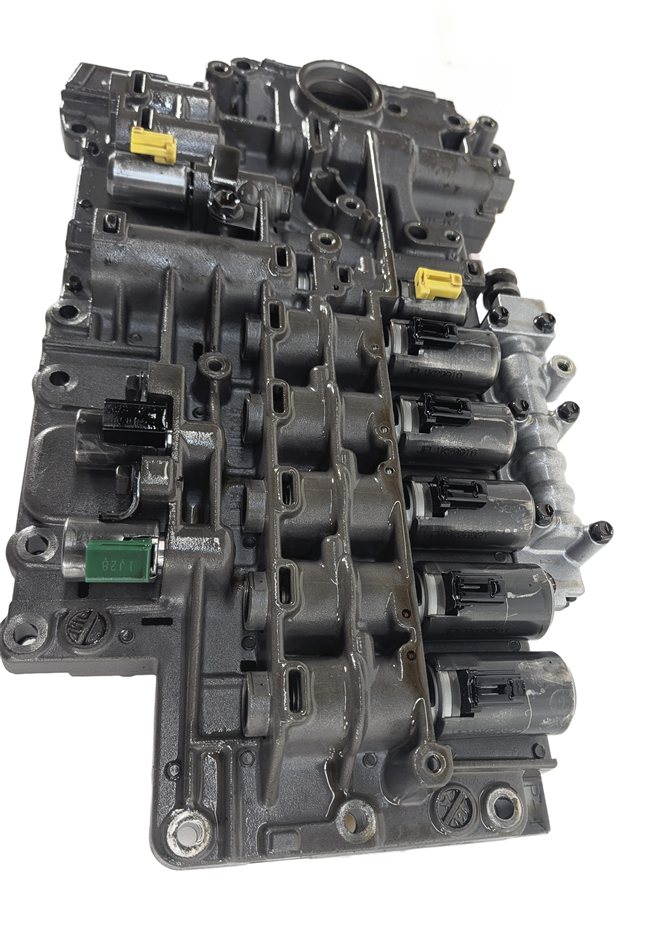Thumbnail 3: 11-15 VW TOUAREG AUDI Q7 (4L) 8 SPEED MHN AUTOMATIC TRANSMISSION VALVE BODY