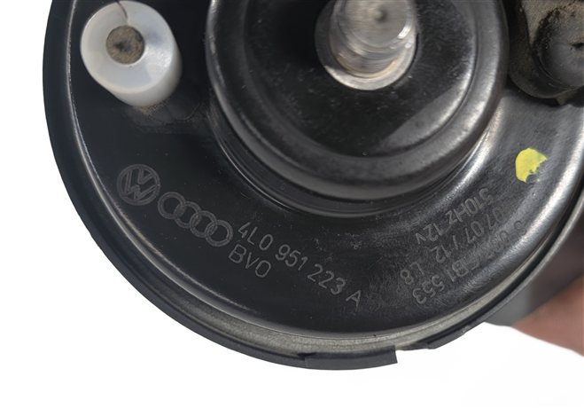 Thumbnail 5: 2007-2015 AUDI Q7 R8 (4L 4S) HIGH & LOW TONE NOTE SIGNAL SAFETY HORN SET-2